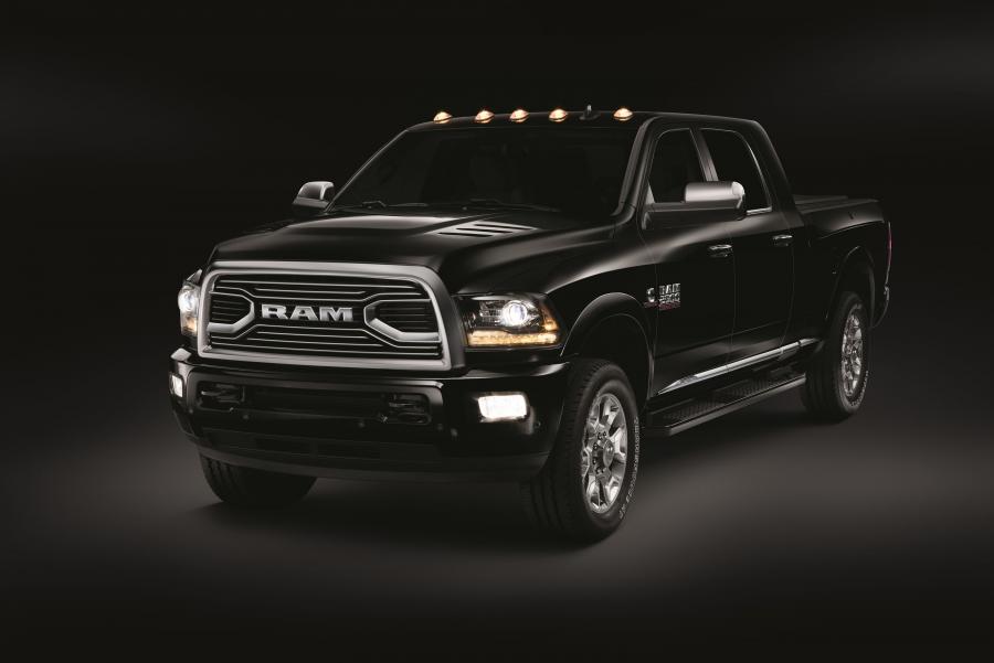  Dodge Ram 2500 Limited Tungsten Edition Mega Cab 2017 года  (фото 8 из 19)